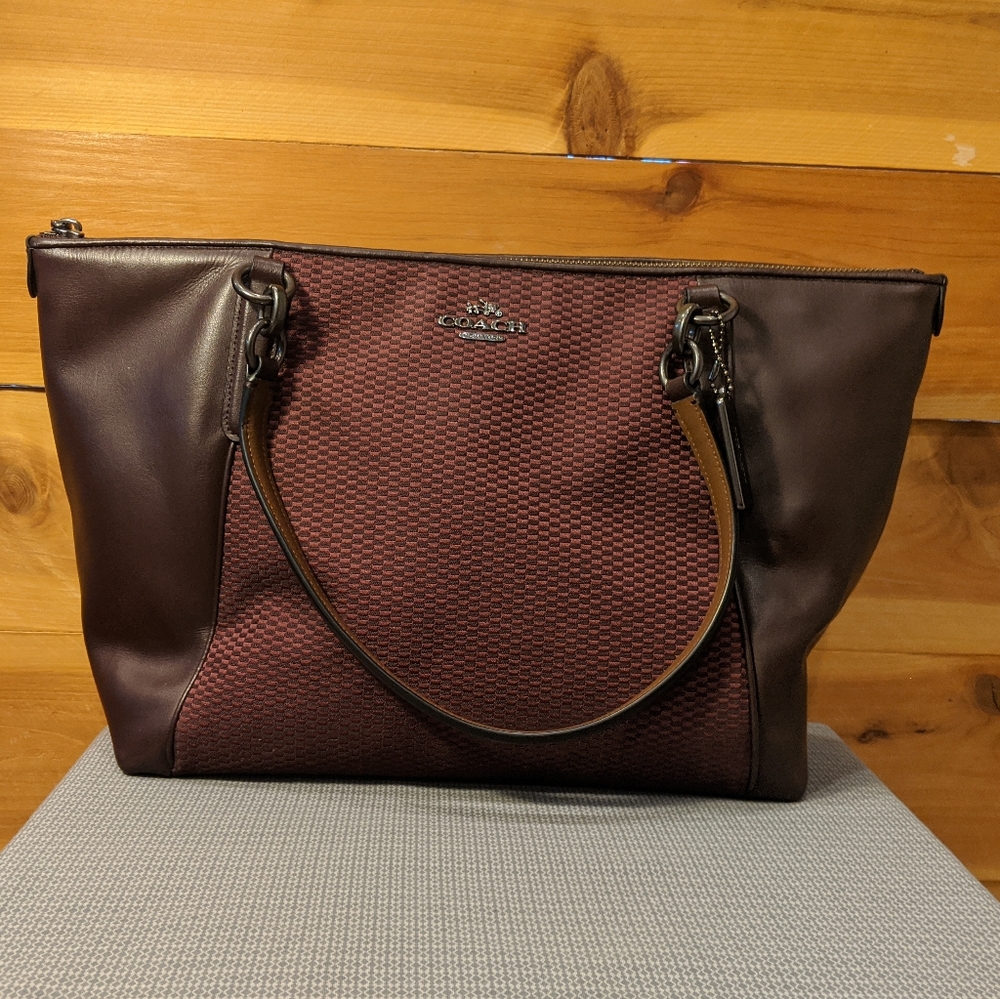 Large Coach purse/bag burgundy leather and fabric
